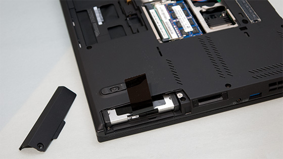 ThinkPad T430s HDDスロット